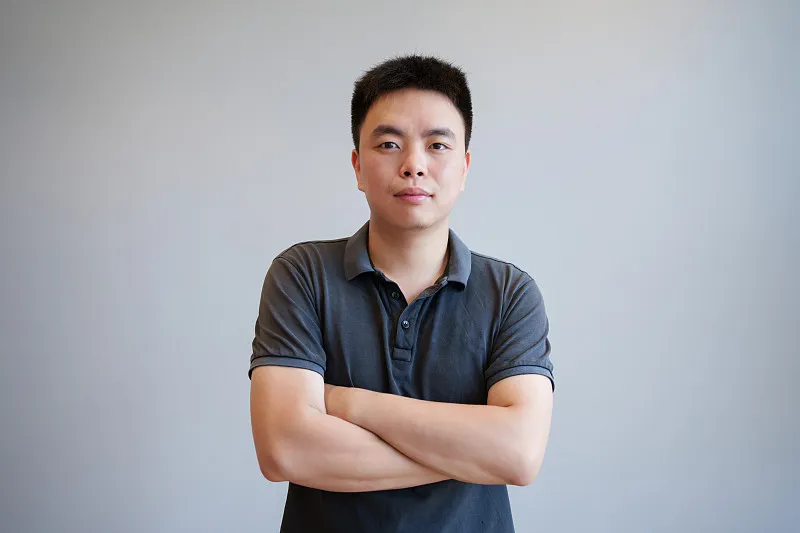 About Us 2 VCG41N2149917814